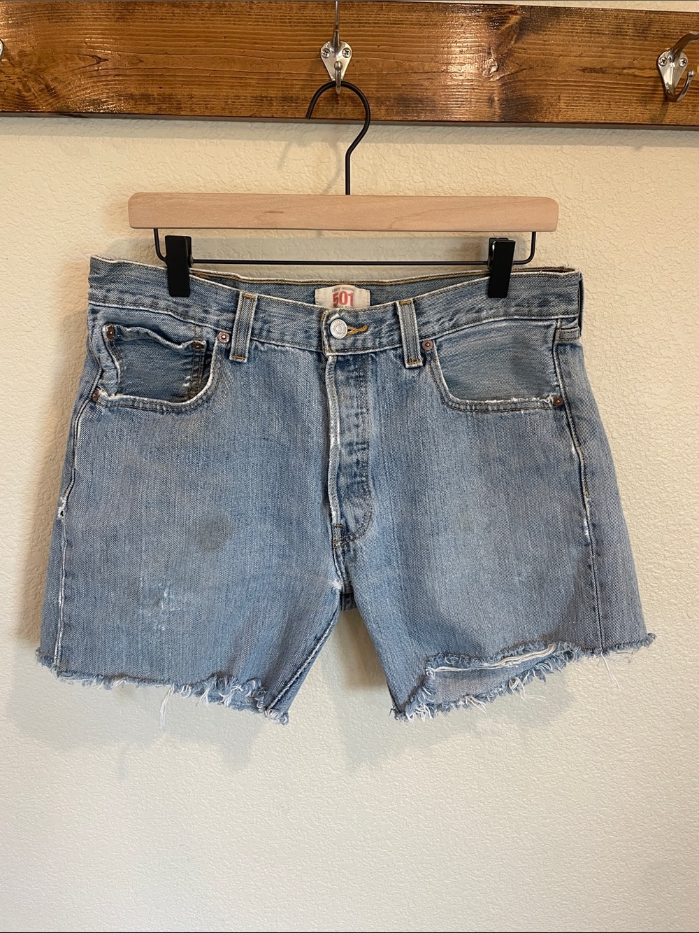 Levi's 501 Light Blue Distressed Cutoff Denim Shorts 34 Western Casual Thrashed